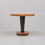 1225 7267 PEDESTAL TABLE